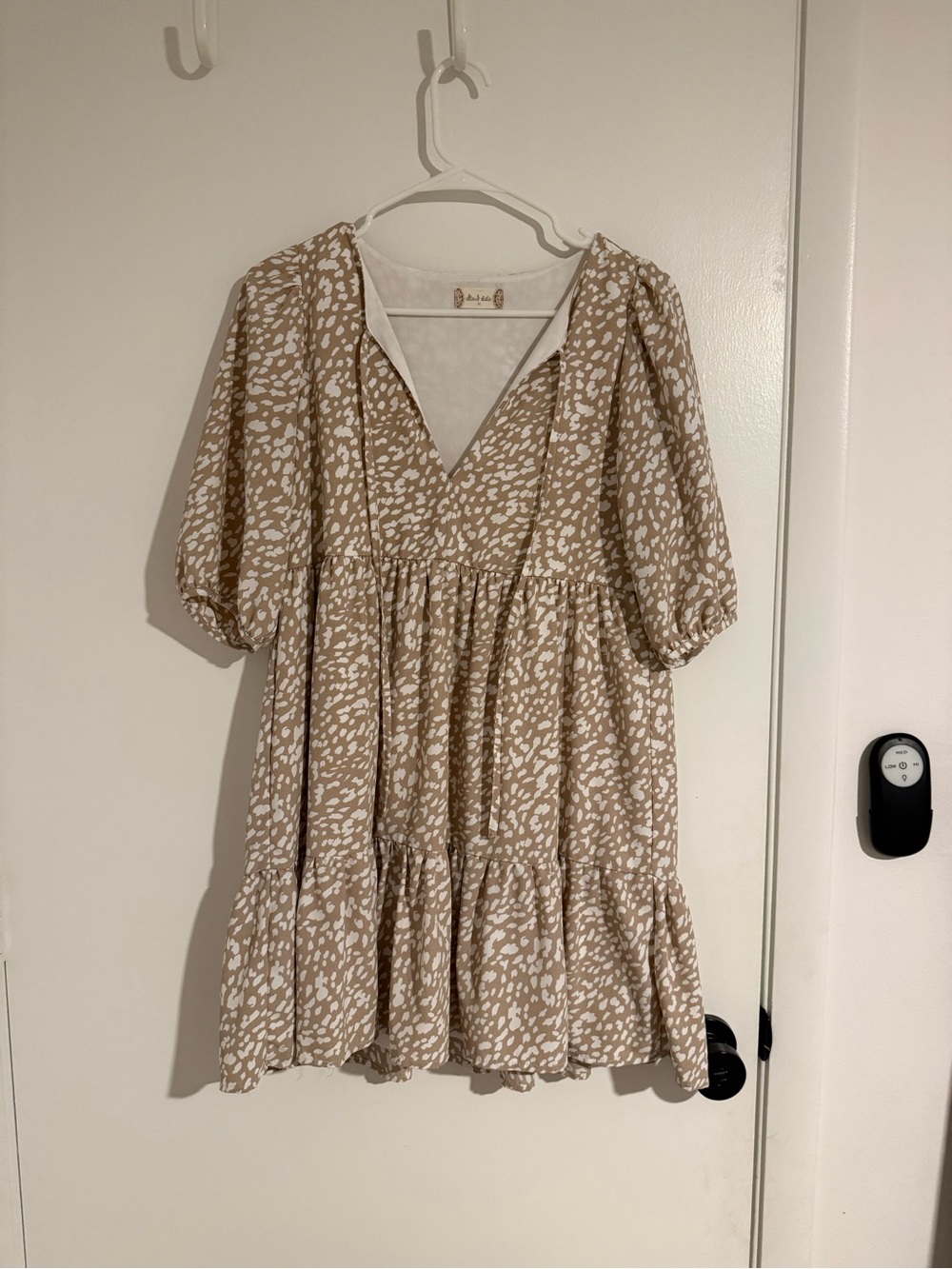Altar’d State Tan Cream Animal Print Tiered Babydoll Mini Dress M